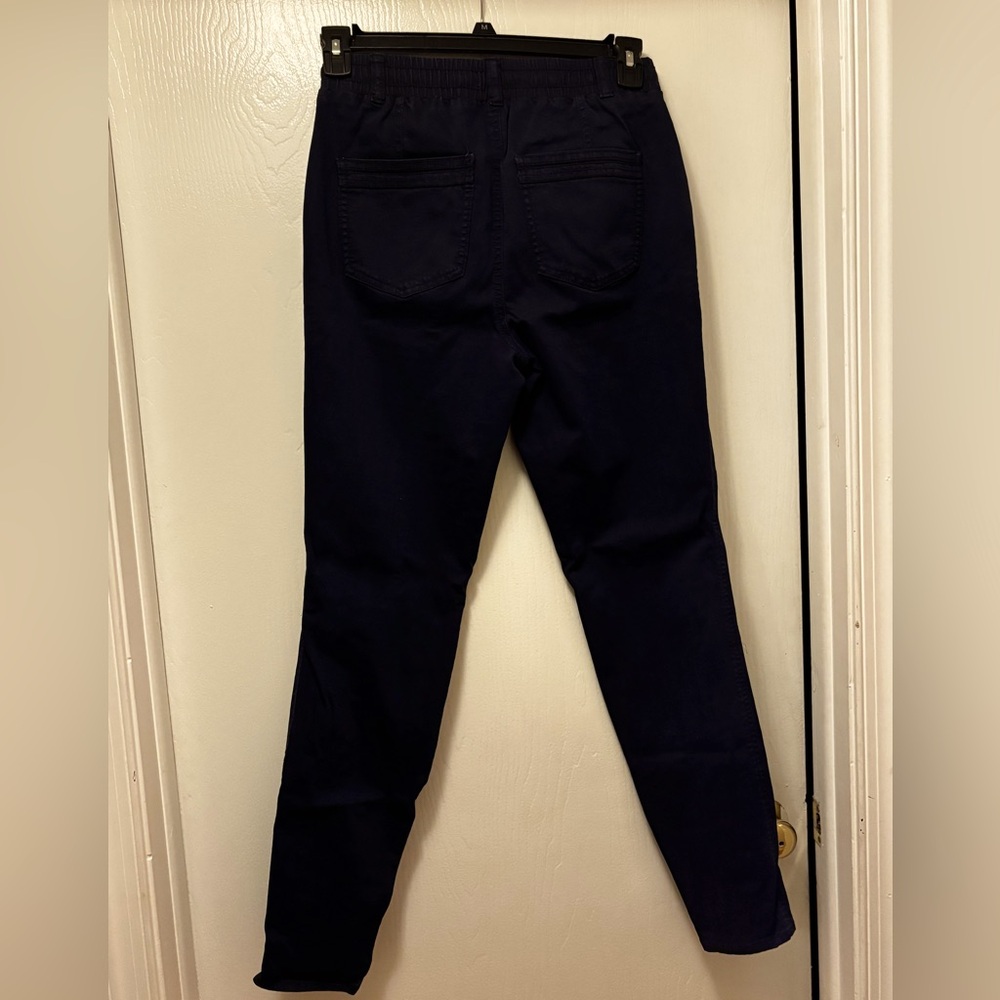 Maurice’s cargo pants in dark navy